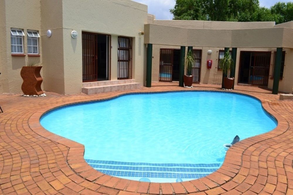 President Lodge Edenvale Luaran gambar